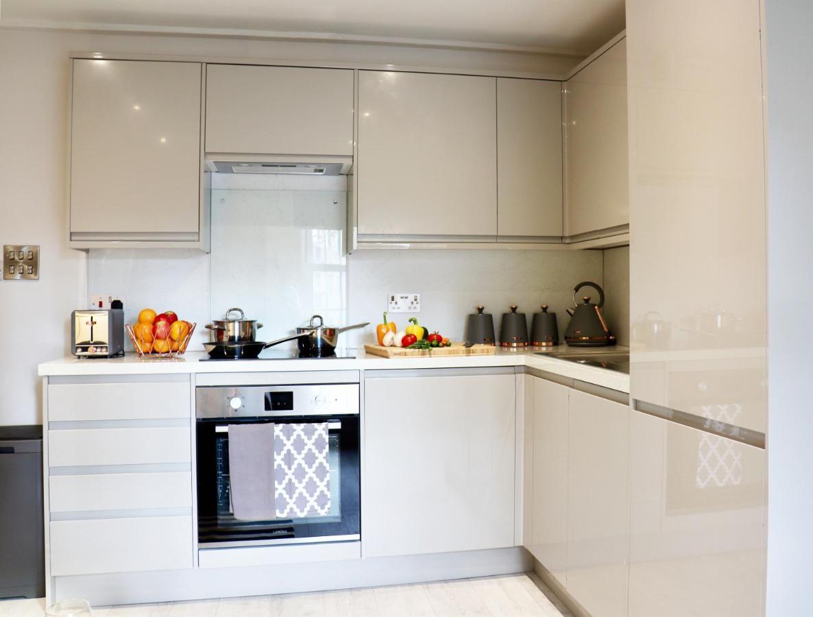 Perfect Central Location- 5 Minutes From Tower Bridge ! 8 Minutes Walk From Tube London Kültér fotó