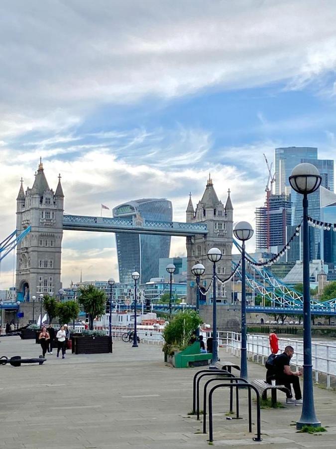 Perfect Central Location- 5 Minutes From Tower Bridge ! 8 Minutes Walk From Tube London Kültér fotó